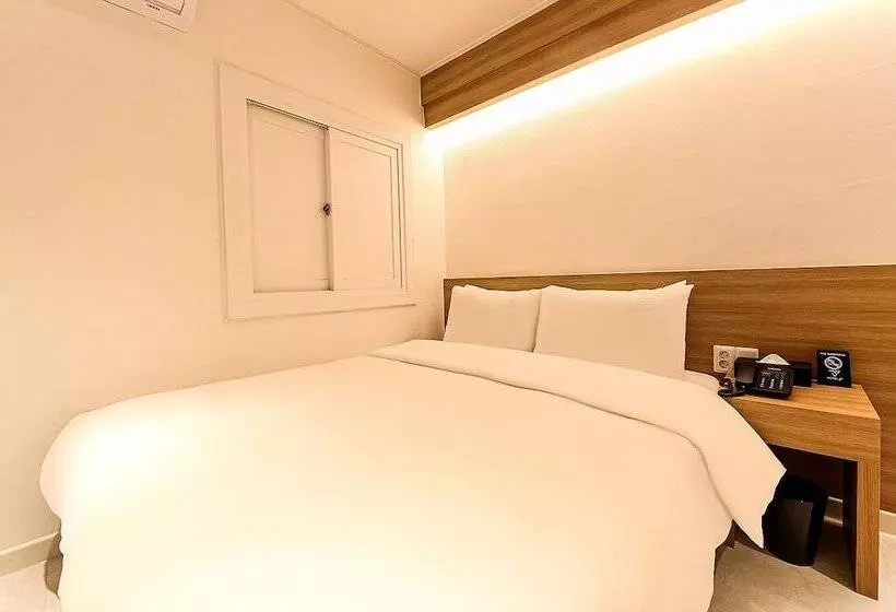 Busan Seomyeon Business Hotel J7