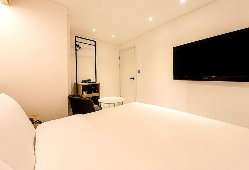 Busan Seomyeon Business Hotel J7