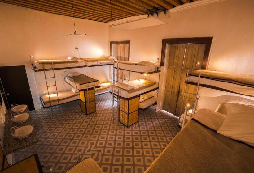 Casona Poblana Hostel