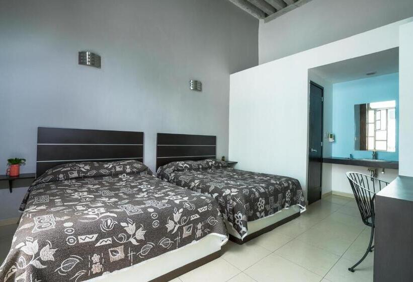 Casona Poblana Hostel