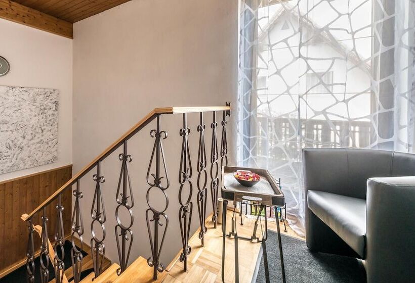 Pensionat Art Rooms Gästezimer