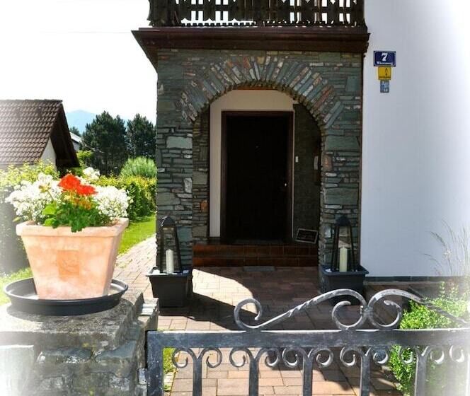 Pensionat Art Rooms Gästezimer