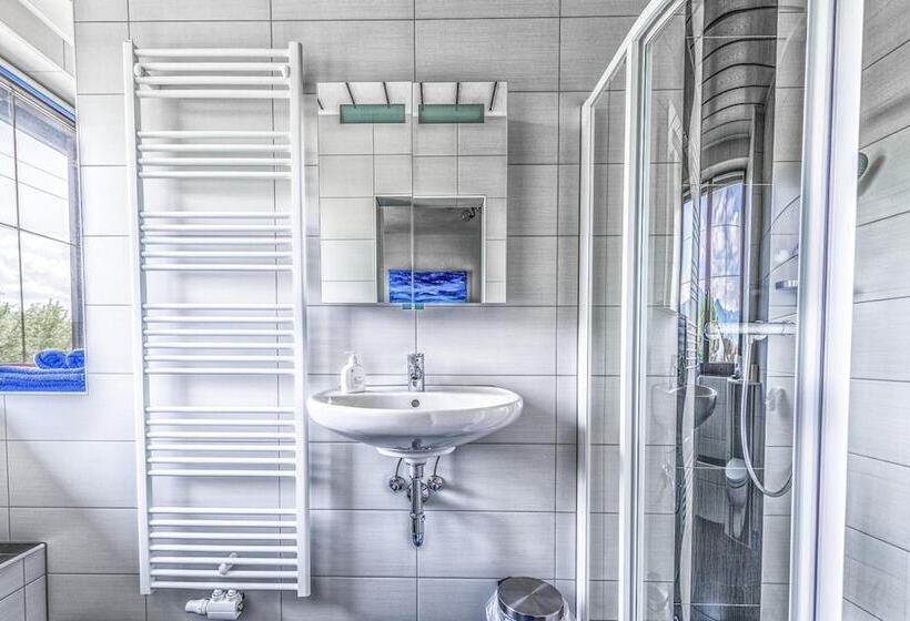 Pensionat Art Rooms Gästezimer