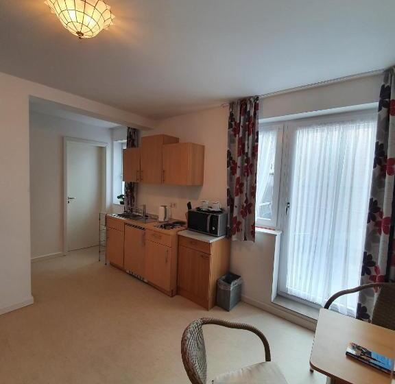 Пансион Gästehaus Altstadttraum