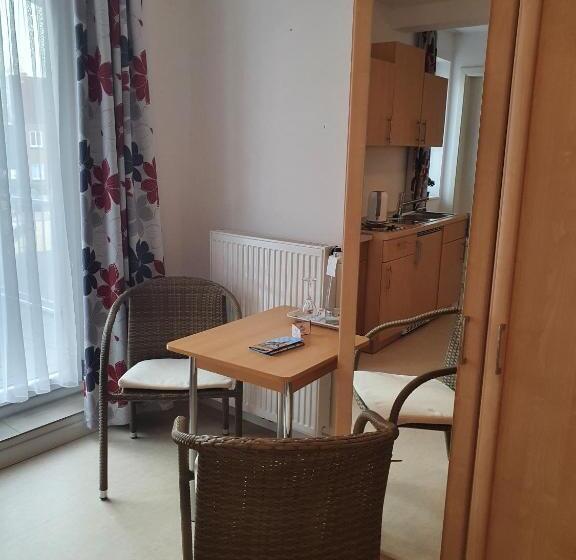 Пансион Gästehaus Altstadttraum