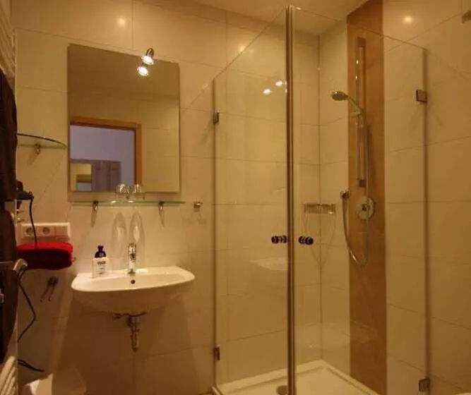 Majatalo Gästehaus Bourdy