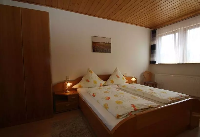 Majatalo Gästehaus Bourdy