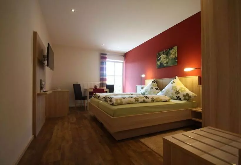 Majatalo Gästehaus Bourdy