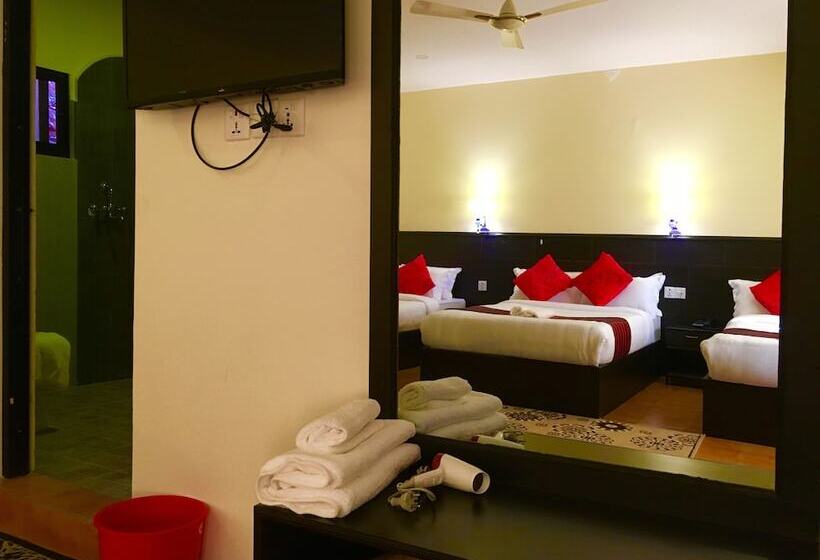 پانسیون Katero