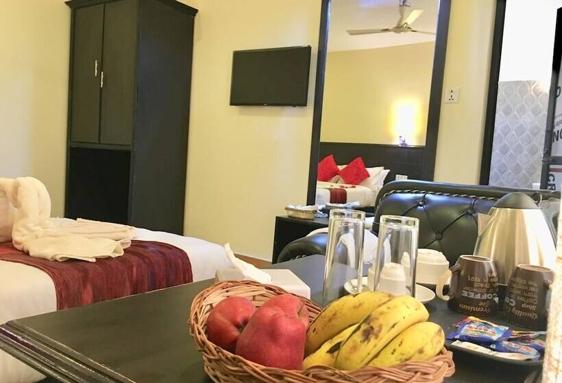 پانسیون Katero