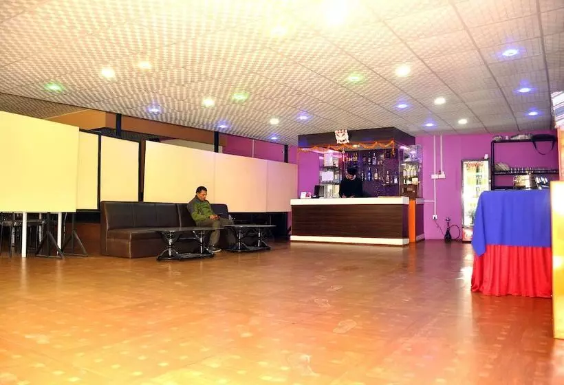 پانسیون Kathmadu Fawlty Home