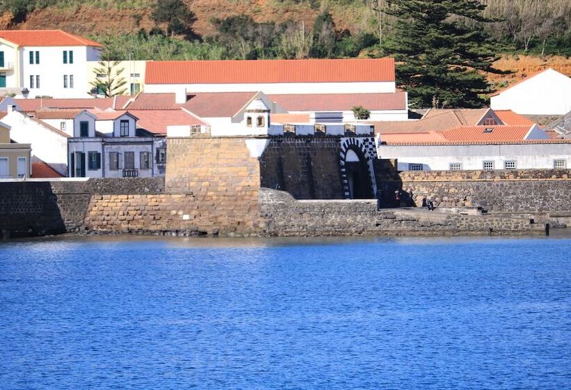 Pensão Monte Da Guia