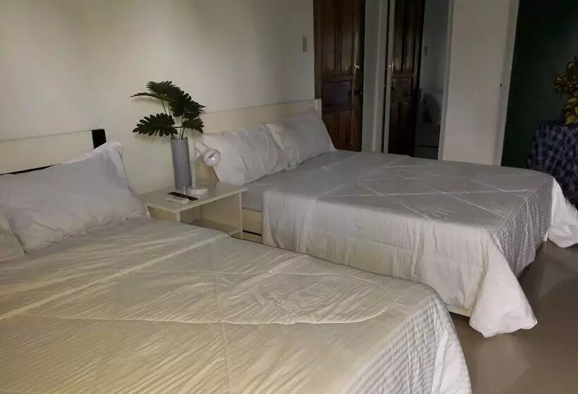 Majatalo Phuenics De Galera