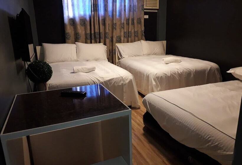 بنسيون Phuenics De Galera