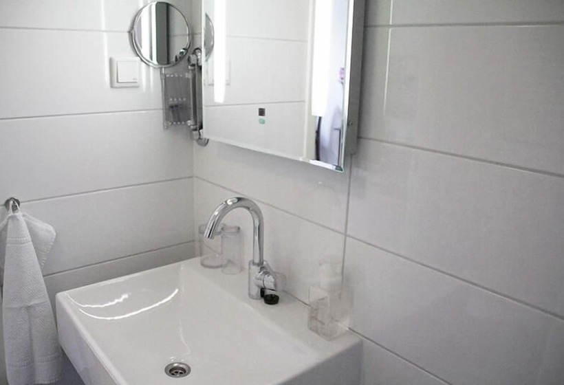 Пансион Velvetamsterdam