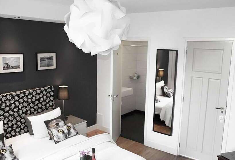 Пансион Velvetamsterdam