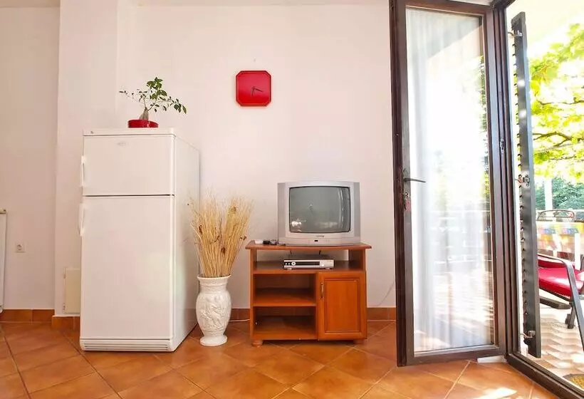 Apartments Dragica 929