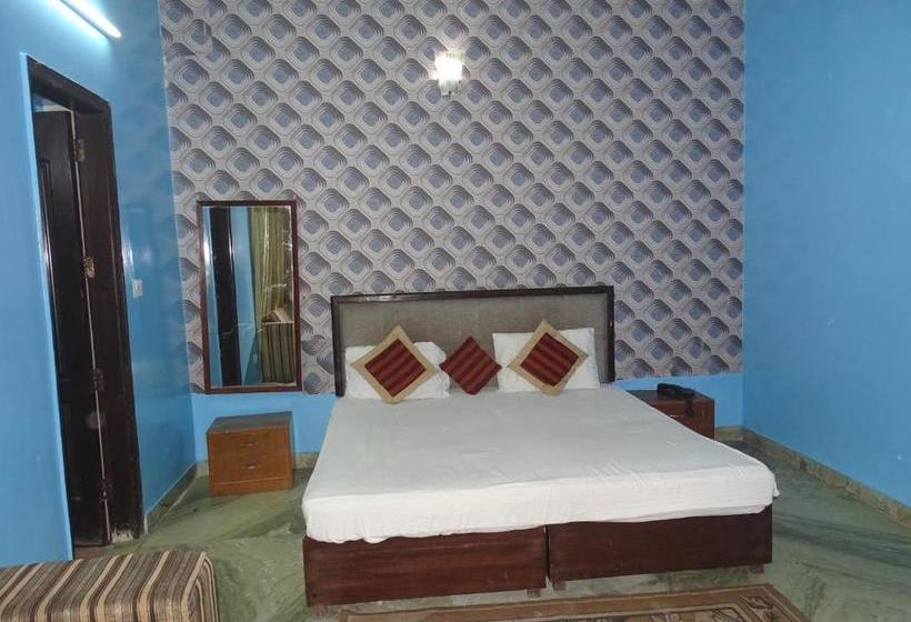 בית מלון כפרי Avp House Stay,sec 51 Noida