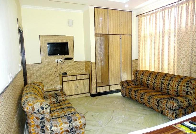 בית מלון כפרי Avp House Stay,sec 51 Noida