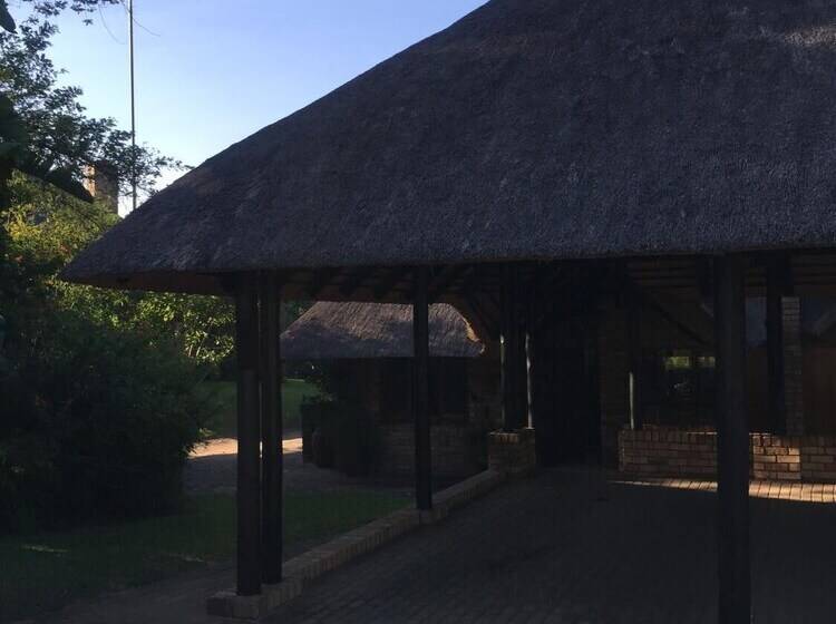 Legend Safaris   Kruger Park Lodge