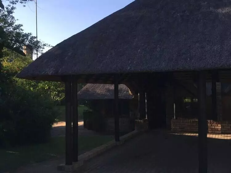 Legend Safaris   Kruger Park Lodge