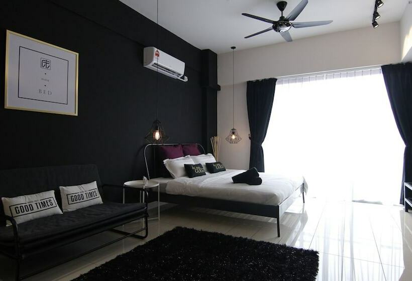 פנסיון Aeropod Sovo By Tweetbox