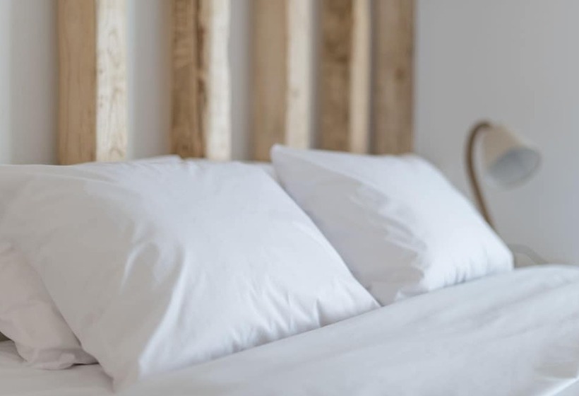 Pensió Avatar Suites