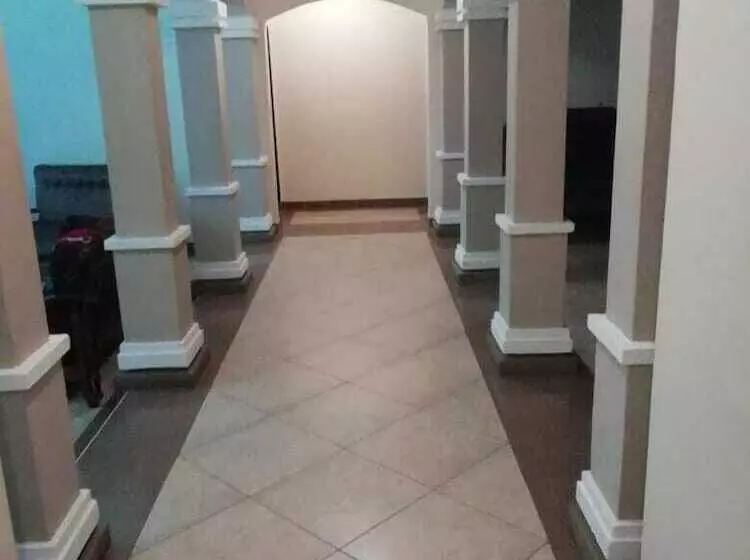 پانسیون Family Home