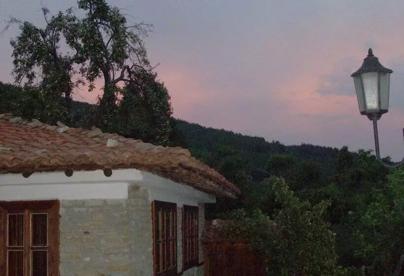Majatalo Guest House Zarkova Kushta