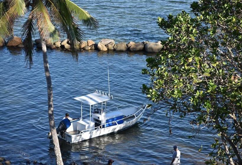 פנסיון Island Breeze Fiji