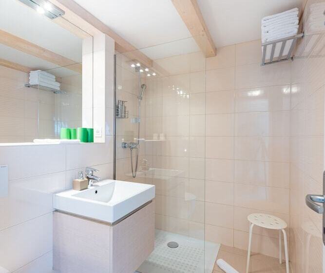 پانسیون Kollmann Rooms And Apartments