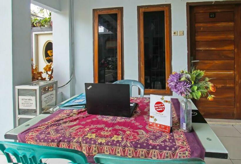 بنسيون Wisma Dhana