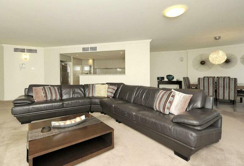 Oasis Unit 9 5 Laman Street