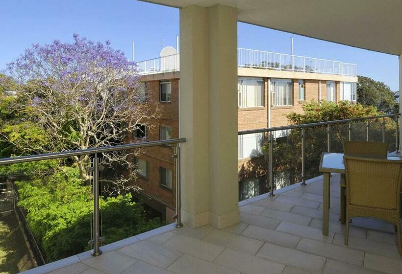 Oasis Unit 9 5 Laman Street