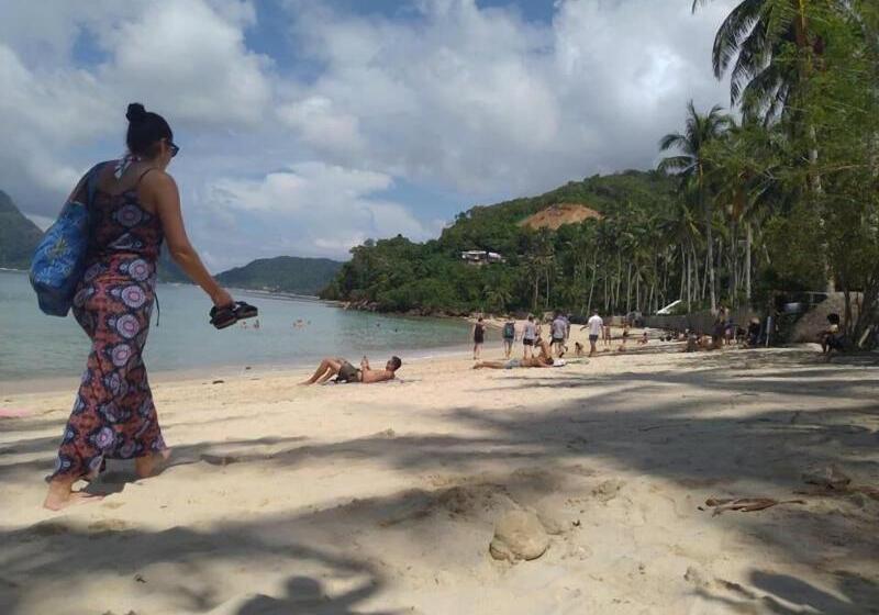 בית מלון כפרי Garden View Inn