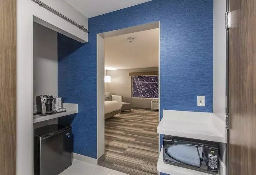 Hotelli Holiday Inn Express & Suites   Phoenix North   Happy Valley, An Ihg