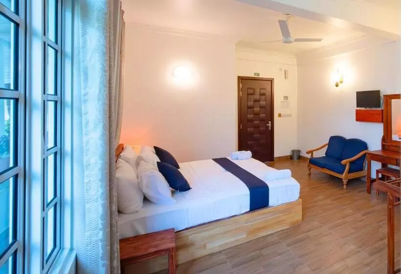 پانسیون Biosphere Inn