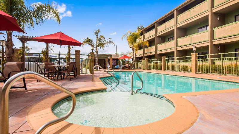 酒店 Best Western Plus Forest Park Inn