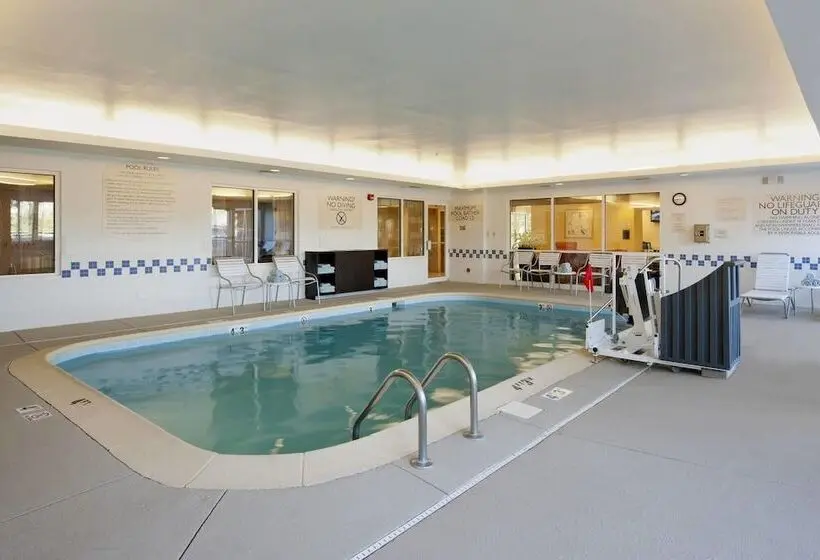 ホテル Fairfield Inn & Suites By Marriott Bloomington