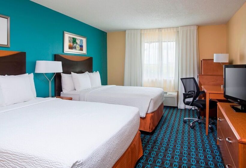 فندق Fairfield Inn & Suites Victoria