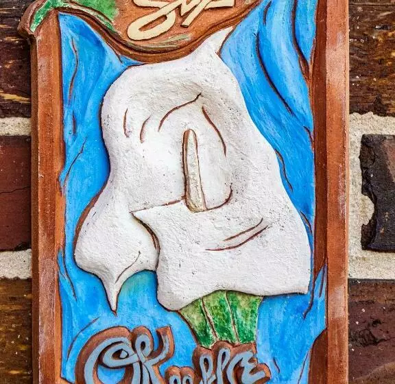 ホテル The Front Street Inn