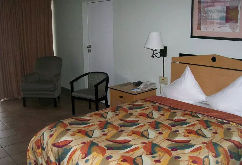 فندق Vista Inn Lake Tarpon