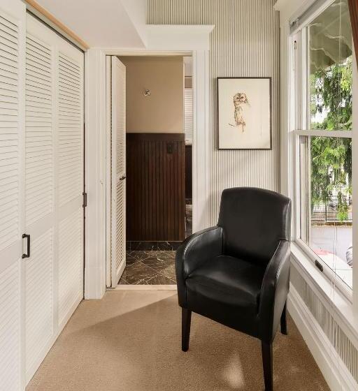 هتل Seattle Gaslight Inn