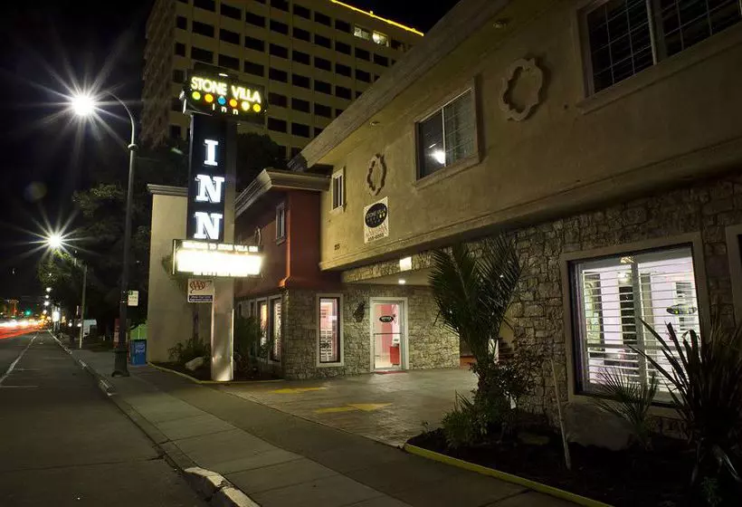 فندق Stone Villa Inn