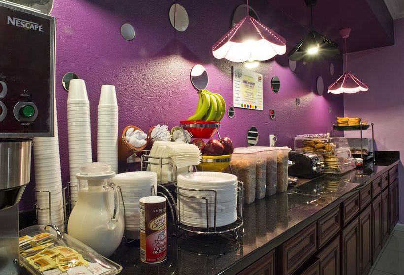 בית מלון כפרי Stone Villa Inn