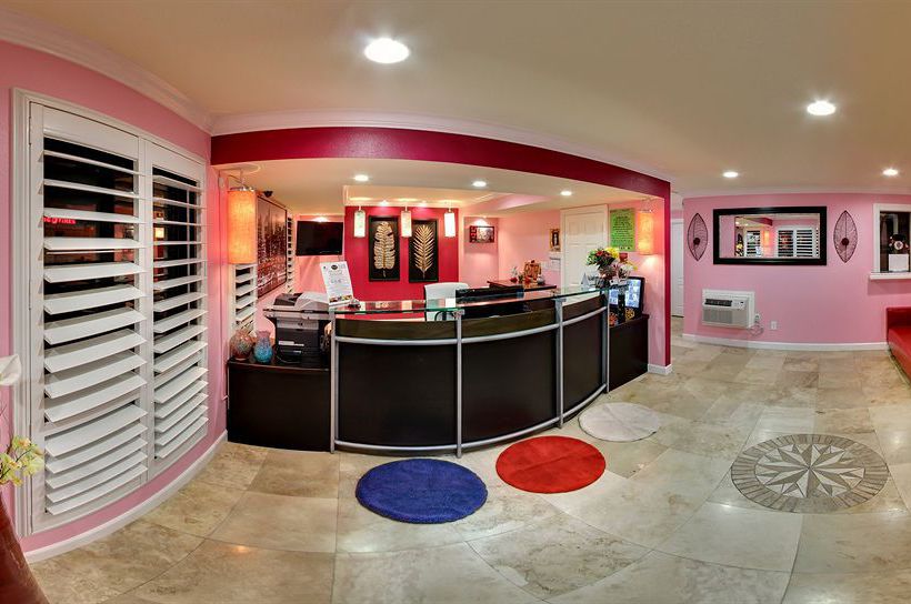 בית מלון כפרי Stone Villa Inn