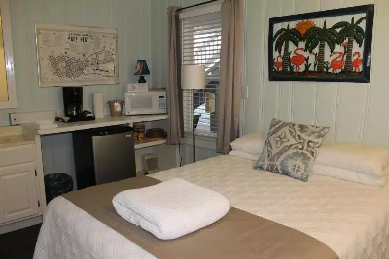 هتل The Grand Guesthouse