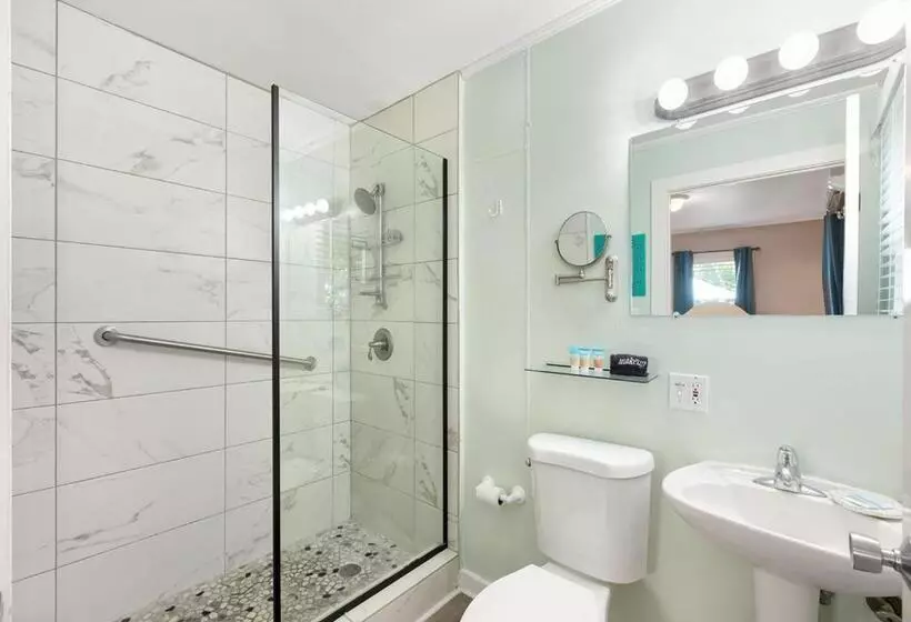 هتل The Grand Guesthouse