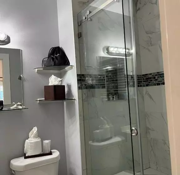 هتل The Grand Guesthouse