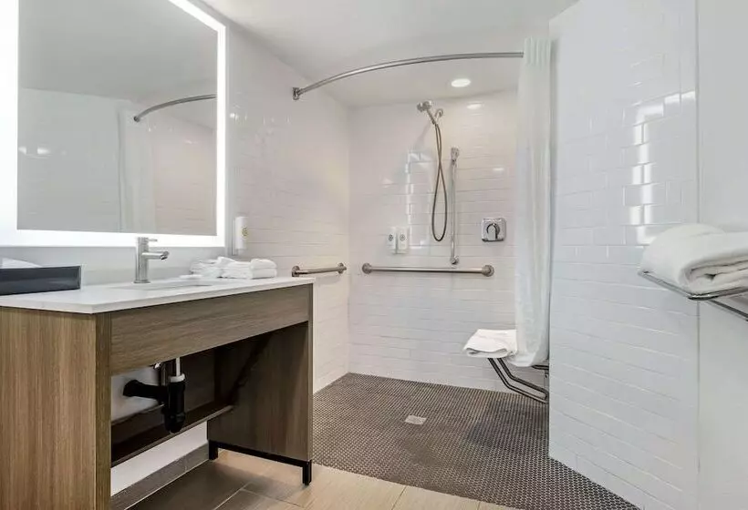 酒店 Comfort Inn Sea World Area